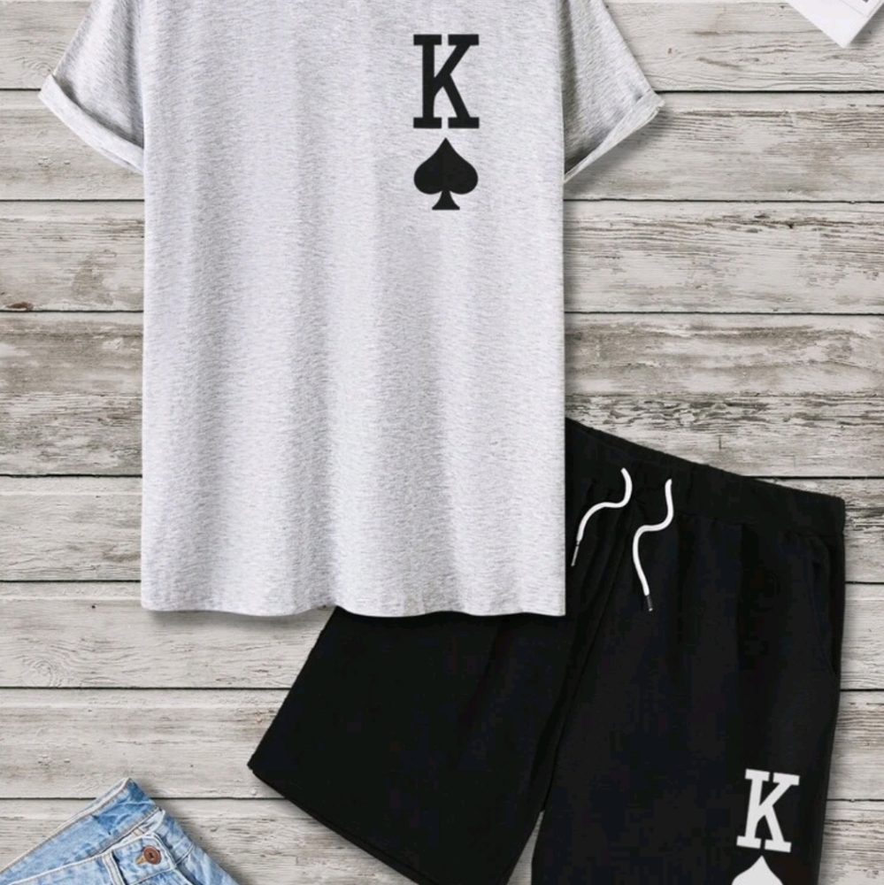 T shirt and shorts poker print